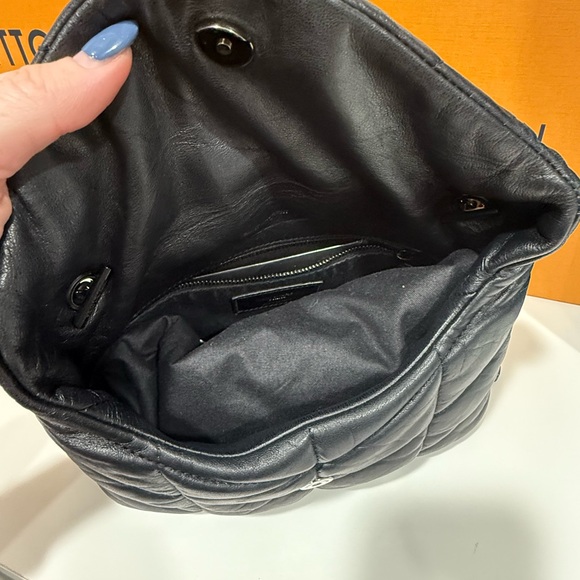 Saint Laurent Black Quilted Leather Lou Lou toy crossbody bag - Picture 13 of 16